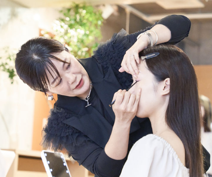 グループ、ペア、パーソナルから選べる多彩なコース設定