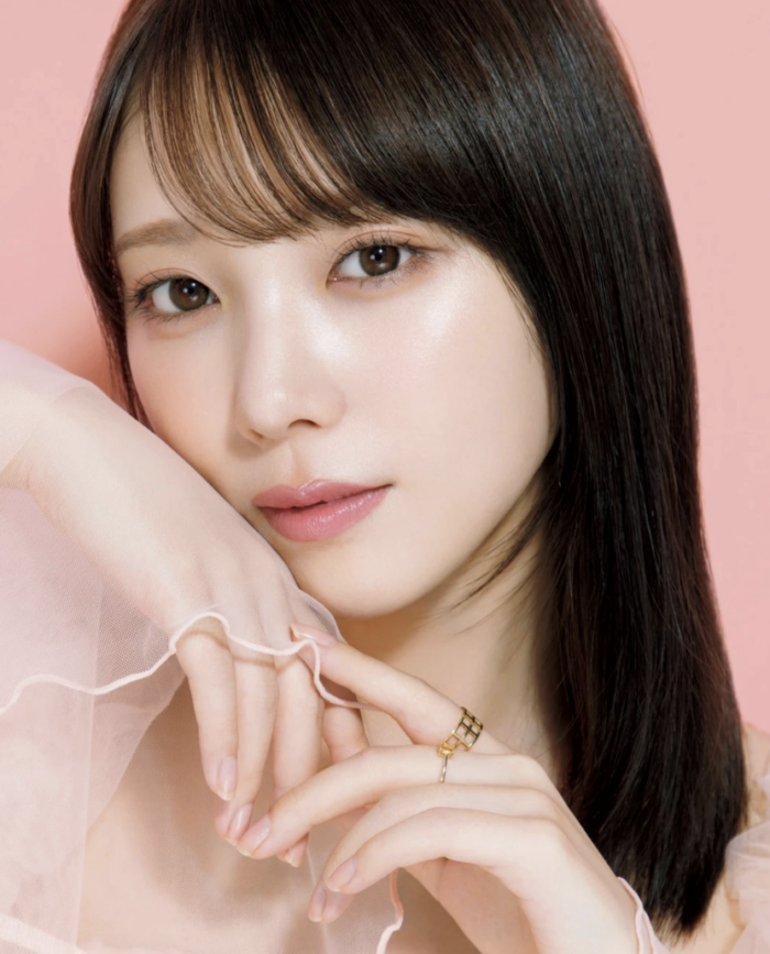 【雑誌】MAQUIA 2026年11月号　与田祐希さん