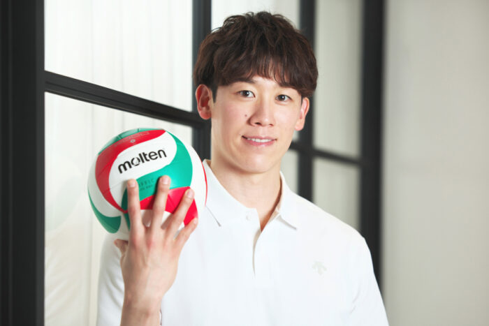 【雑誌】HugKum「KUMON TU」撮影　石川祐希選手